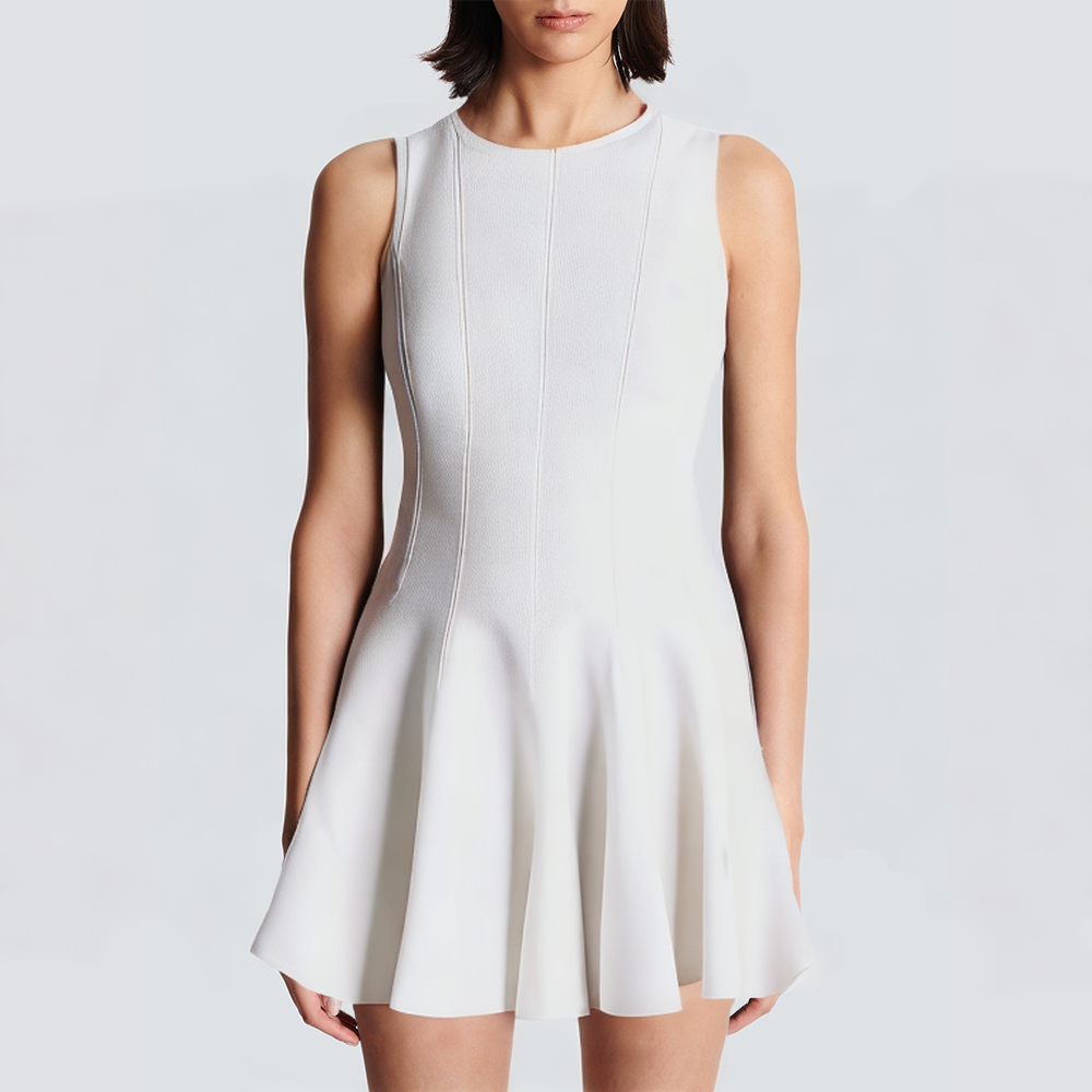 White round neck sleeveless short dress
