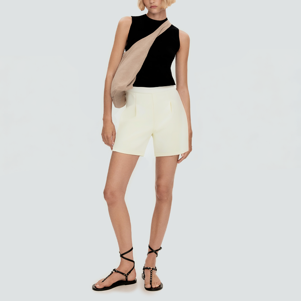Beige zip fly pleated women's shorts