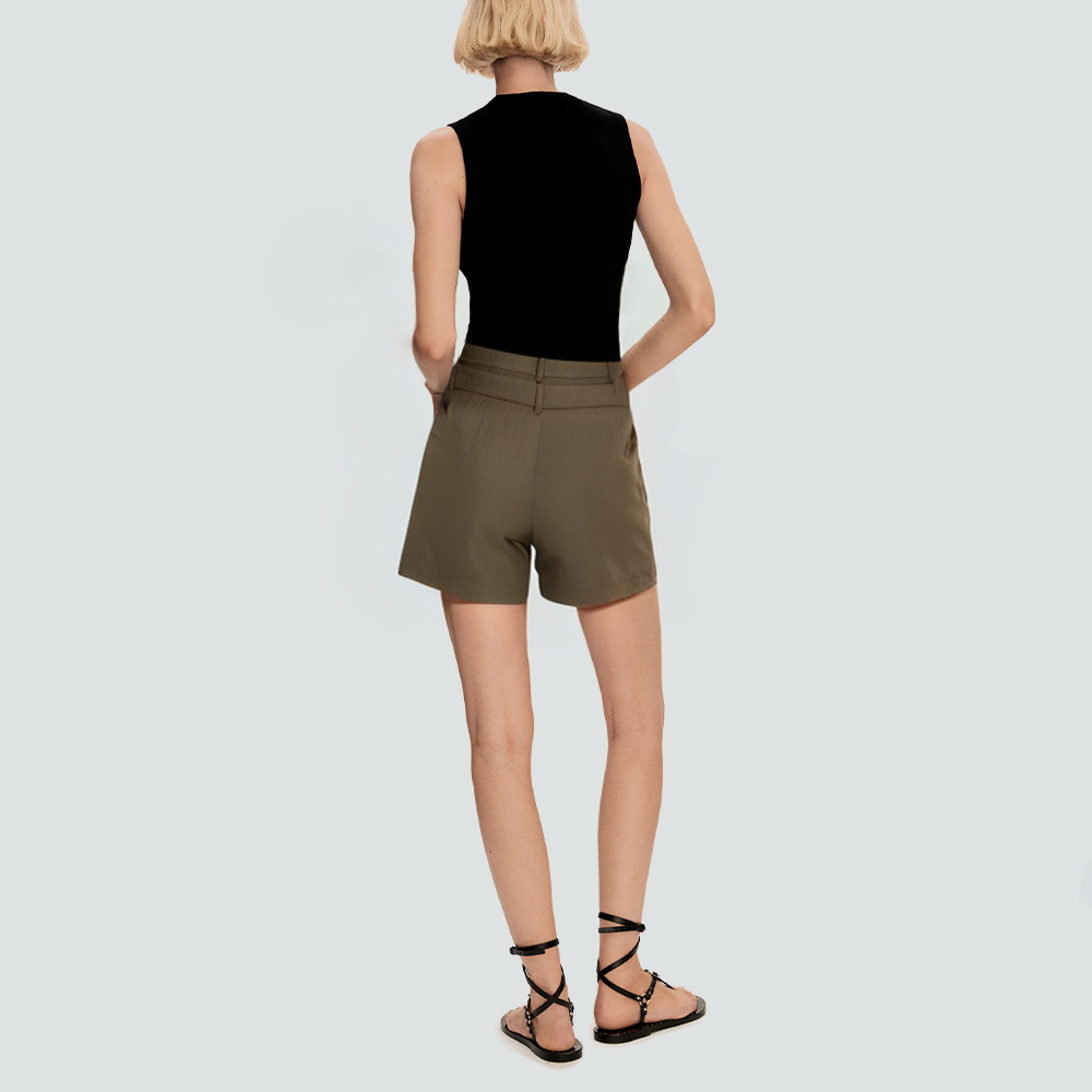 Women's green patchwork pleated shorts
